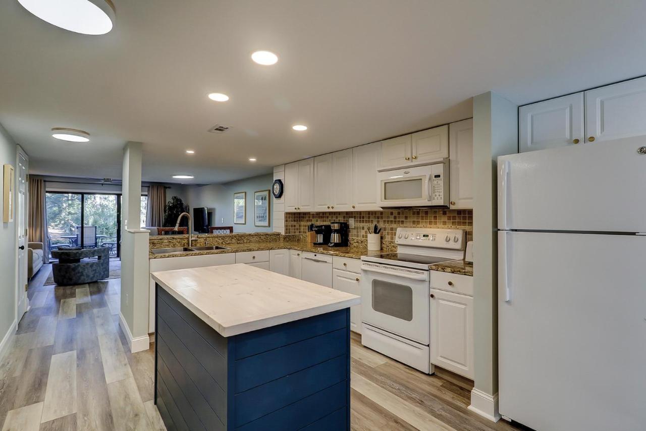 Golf View Two Bedroom With K Q And Fold Out Couch Bikes & Beach Gear Included Хилтон-Хед-Айленд Экстерьер фото