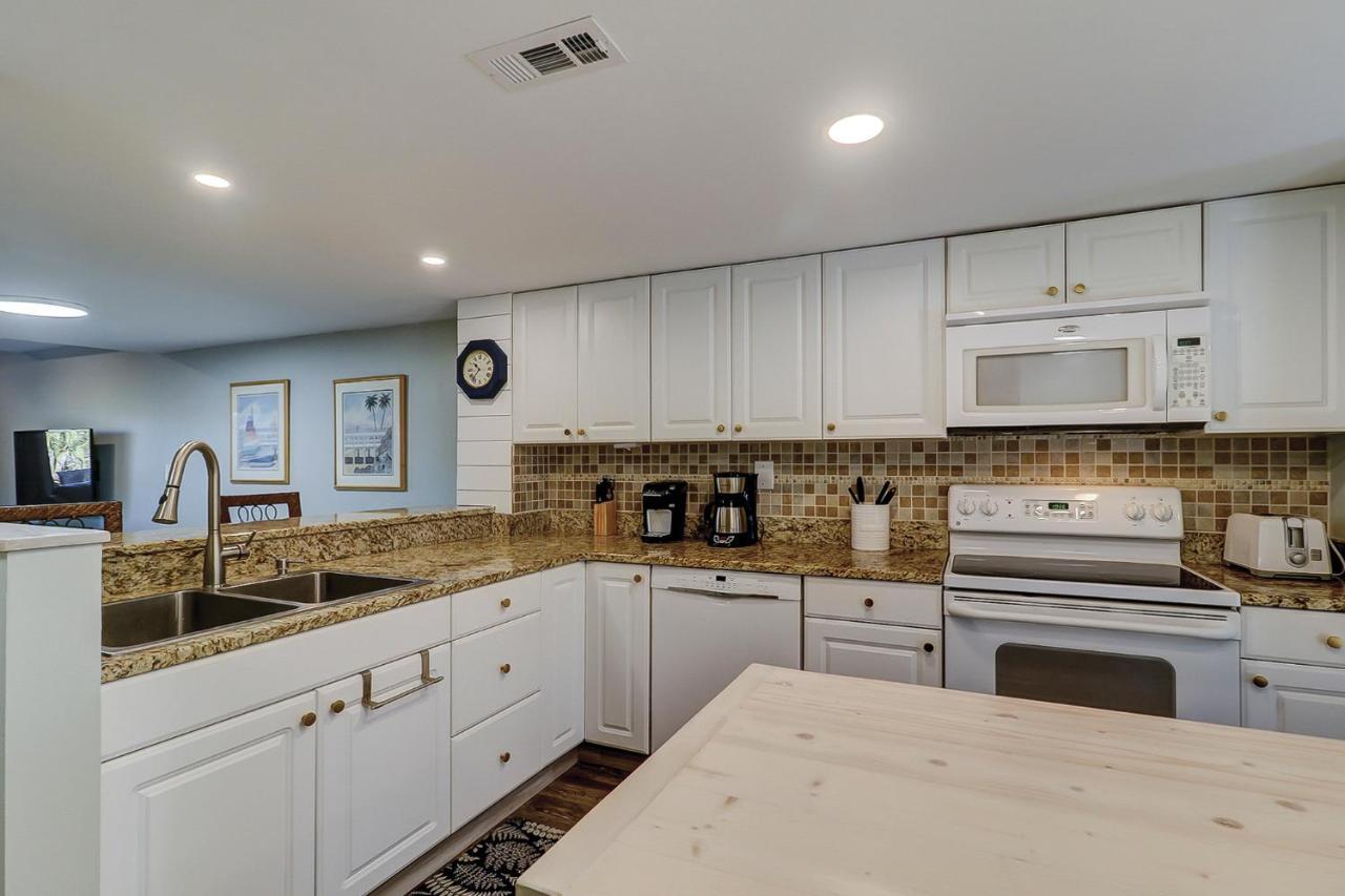 Golf View Two Bedroom With K Q And Fold Out Couch Bikes & Beach Gear Included Хилтон-Хед-Айленд Экстерьер фото